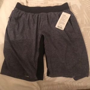 Lululemon Mens Large shorts 11” NWT